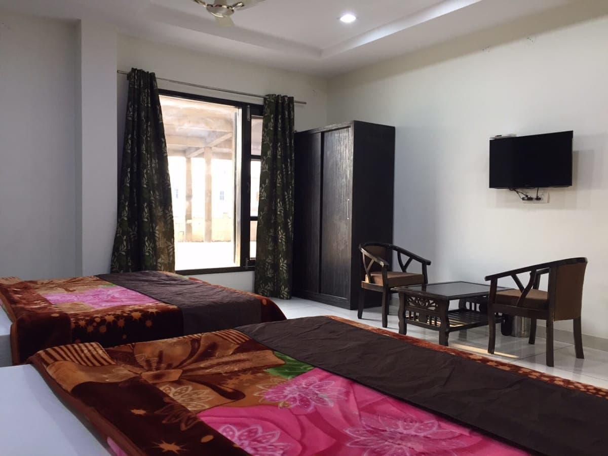 Oyo 30415 Hotel White City Anandpur  外观 照片